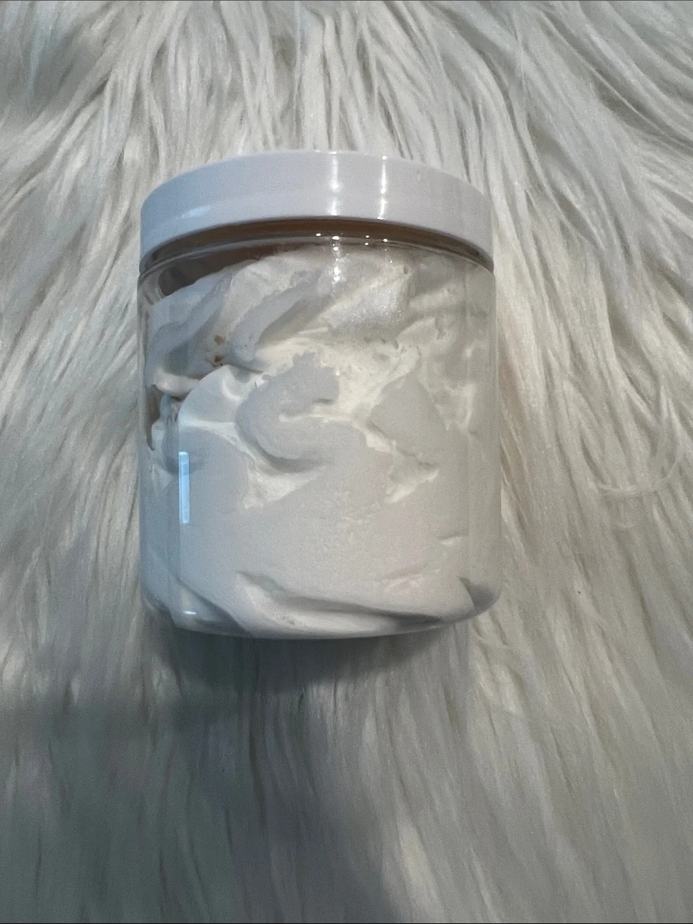 Aminnah X Dillpicky Caramel Vanilla Whipped Body Butter retails $38.00 USD